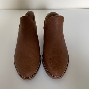 Lucky Brand brown leather ankle boots size 5